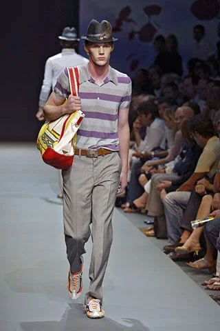 Look 16